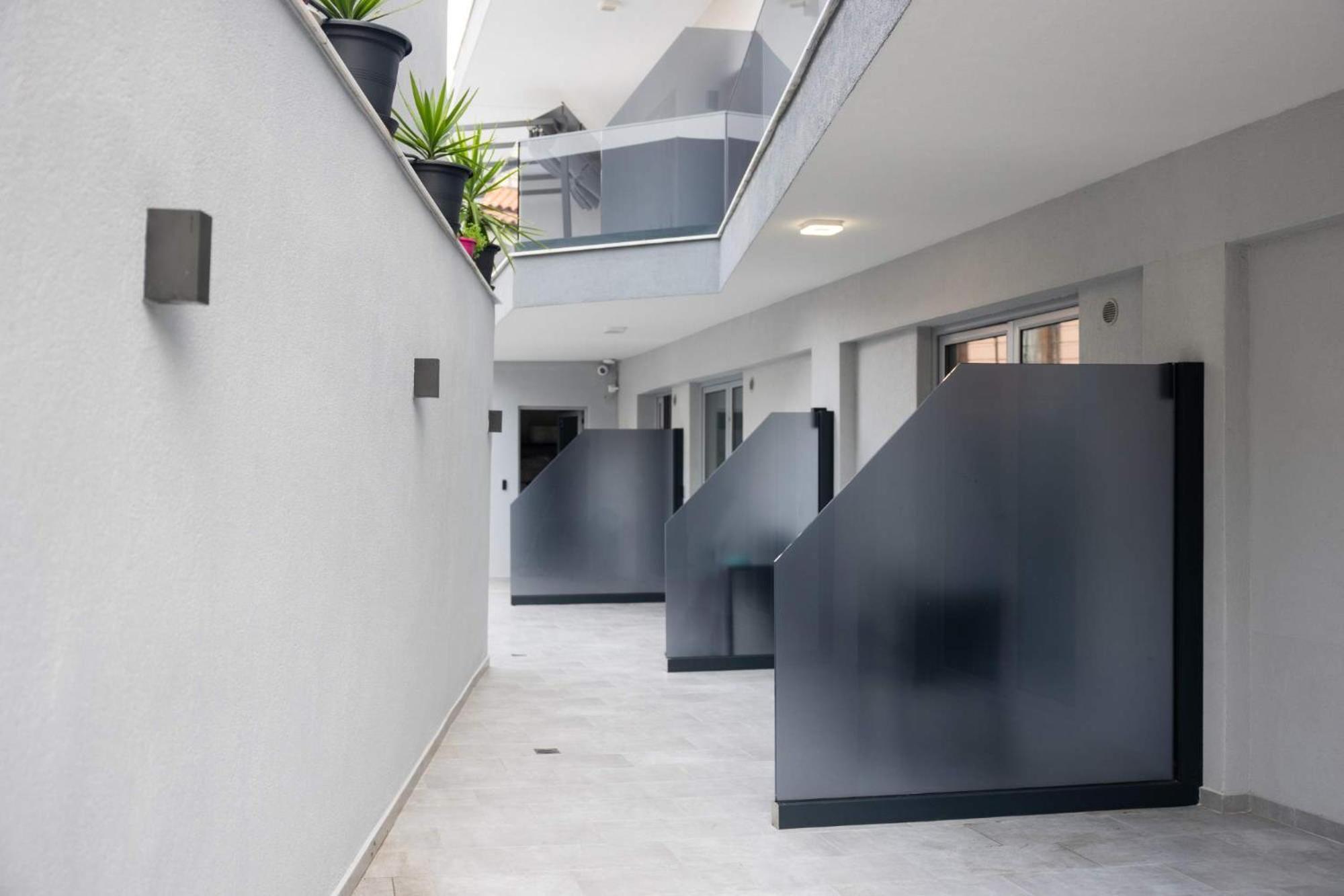 Avgerinos Apartments Polychrono Exterior photo
